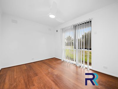 12 Campaspe Crescent, Brookfield