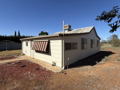 45 Curran Road, Yenda