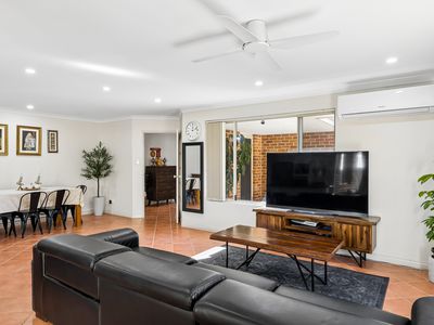 4 Golf View Street, Yokine