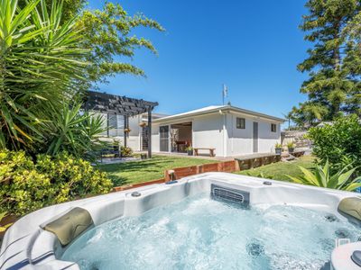 5 Leslie Avenue, Lake Munmorah