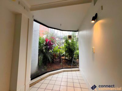 2 / 27-31 Orchid Avenue, Surfers Paradise