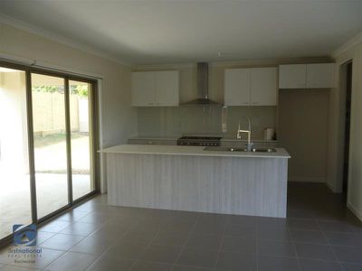56 Obrist Place, Rochedale