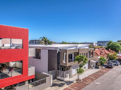 9 / 2 Pisconeri Street, Perth