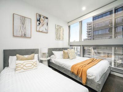 3908 / 38 Rose Lane, Melbourne