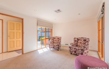 8 Hillman Court, Berwick