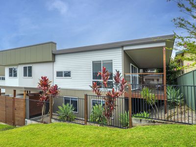 1 / 8 Beach Street, Woolgoolga