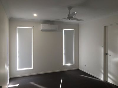 66 Dixon Drive, Pimpama