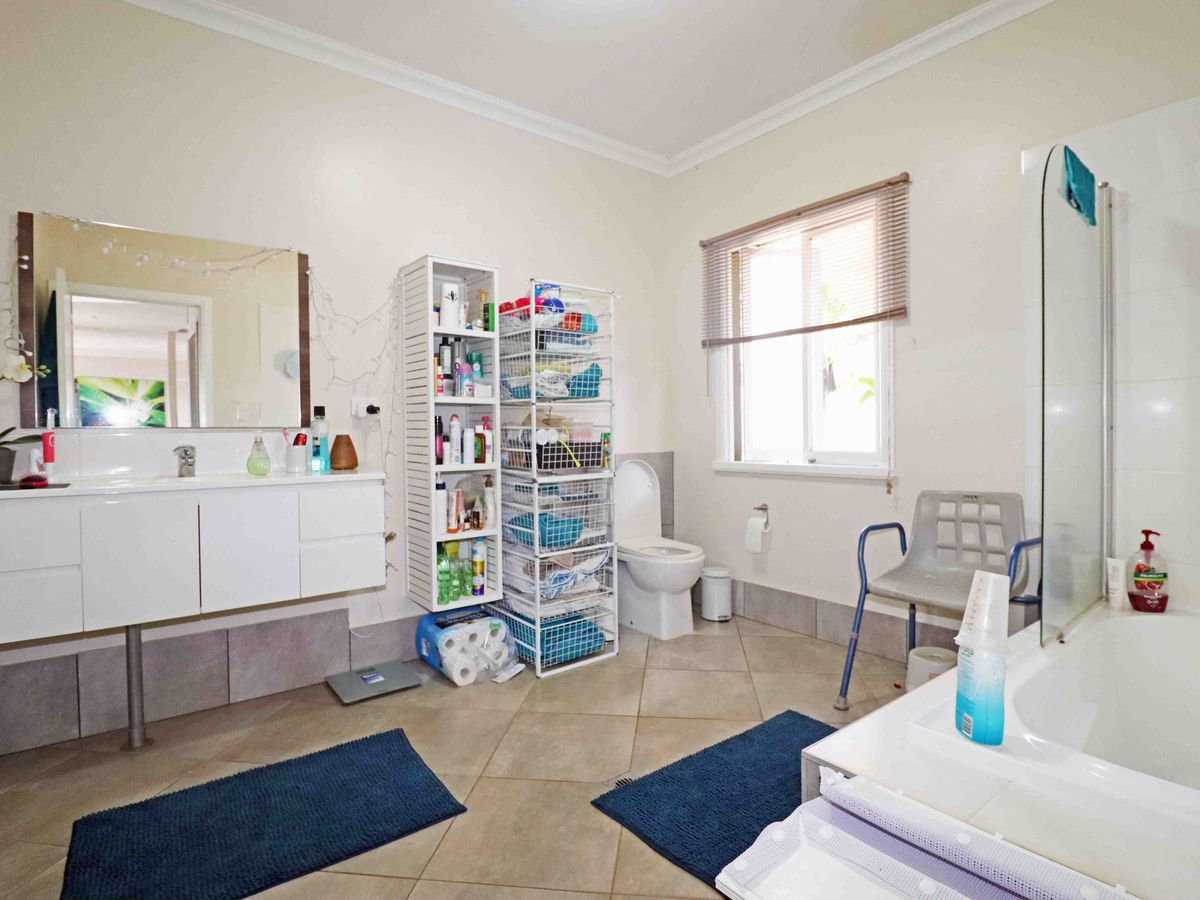 26 Gray Street, Atherton