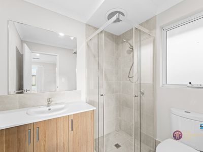 8 Ballyronan Road, Maddington