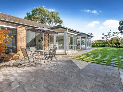 22 Fairway Crescent, Mccrae