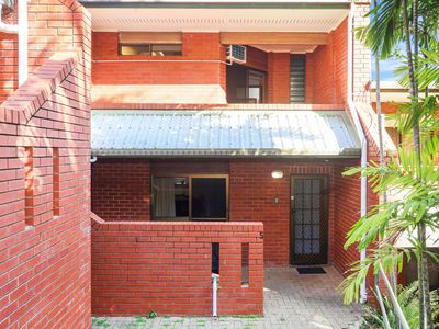 5 / 33 Scenic Highway, Cooee Bay