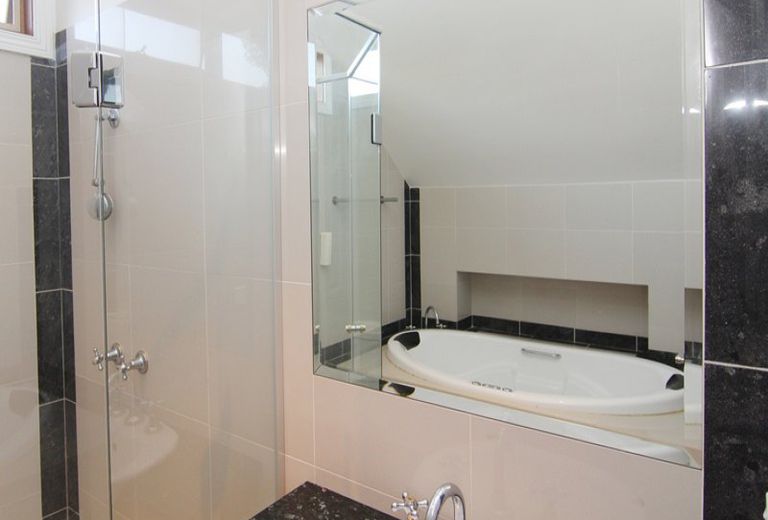 2 / 434 Waverley Road, Mount Waverley