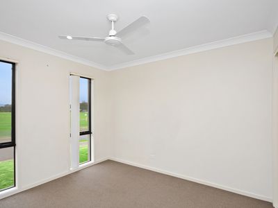 35 Oxford Street, North Booval