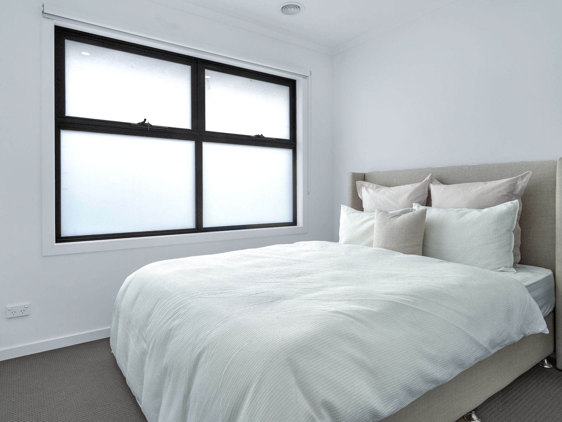 2 / 10 Beaumont Parade, West Footscray