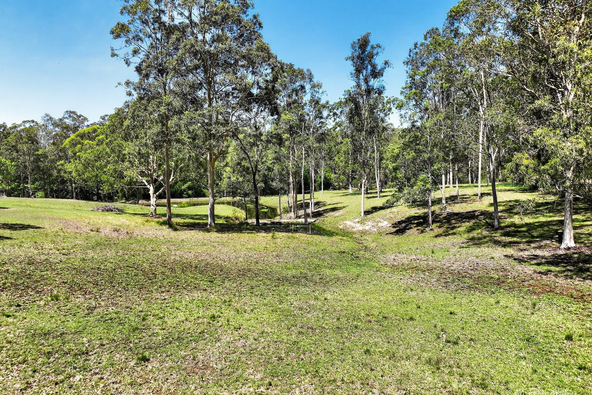 332 Kimbriki Road, Burrell Creek