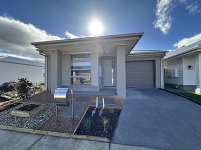 11 Aeolus Street, Armstrong Creek