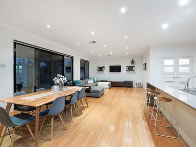 2 Waterview Parade, Southern River