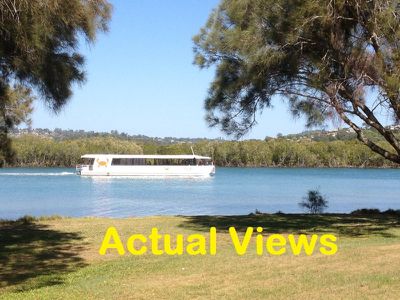 2 Sunset Place, Tweed Heads West