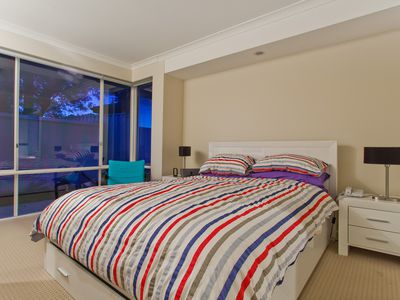 10 Matsen Close, Booragoon