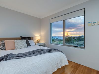 40 Seaside Avenue, Yanchep