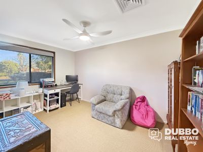15 Eyre Street, Dubbo