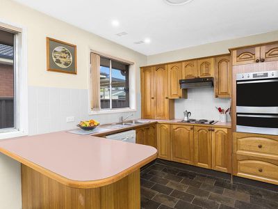 21 Kimberley Crescent, Fairfield West