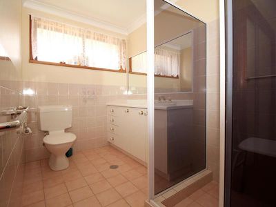 73 Lorimer Street, Llanarth