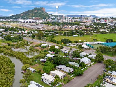 5 Fourth Avenue, South Townsville