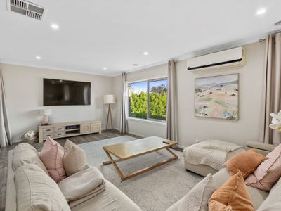1 Malone Mews, Finley