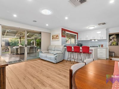 9 Creighton Way, Mornington