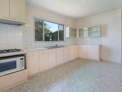24 Robertson Road, Eastern Heights