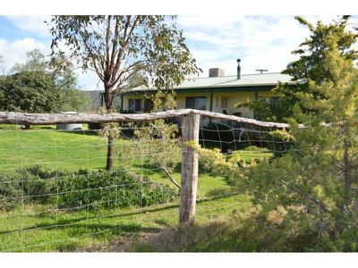 2015 Kelvin Road, Kelvin