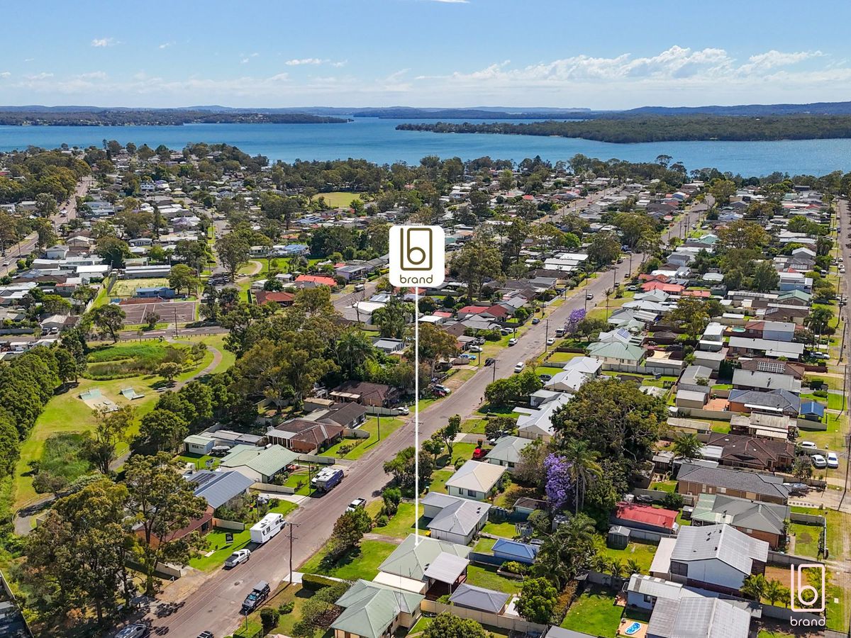 13 Catherine Street, Mannering Park