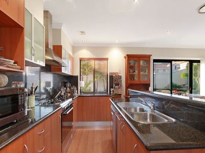 16 Gore Avenue, Shell Cove