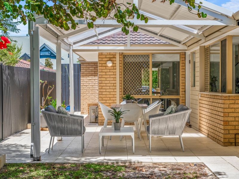 1 / 9 Durant Way, Brentwood