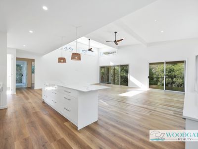 5 OCEAN VIEW DRIVE, Woodgate