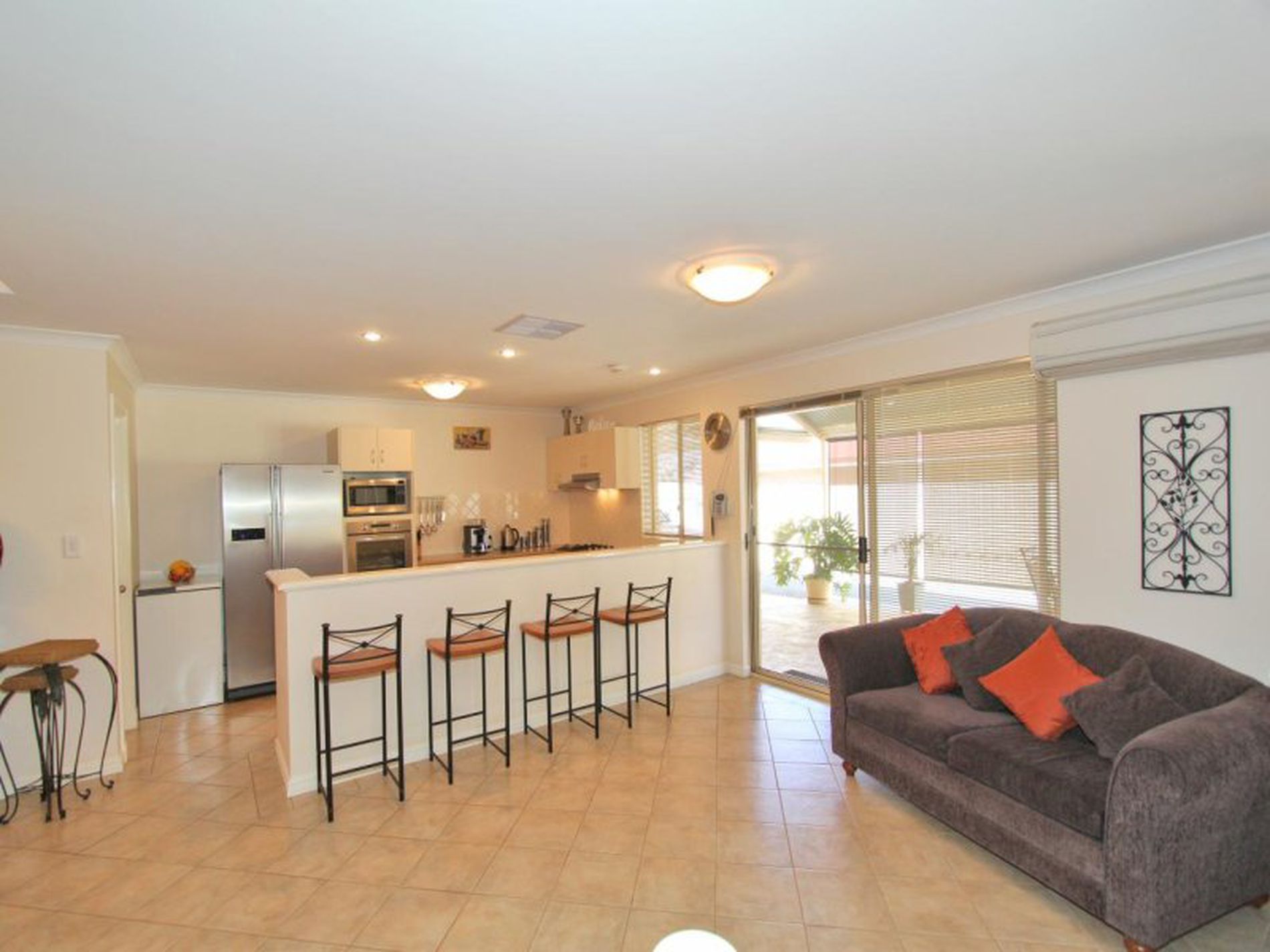 17 Vitali Crescent, Somerville