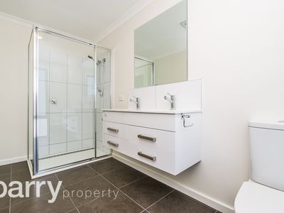 1/3-7 Chungon Crescent, South Launceston