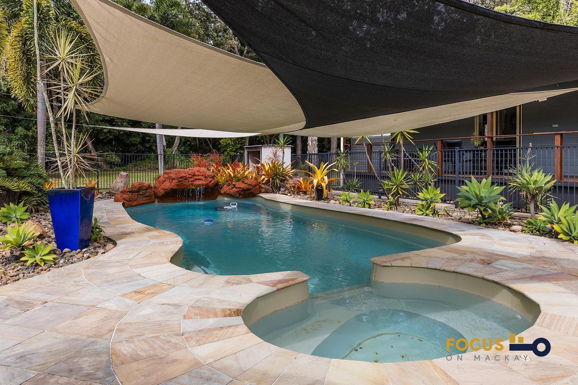 220 Miran Khan Dve, Armstrong Beach