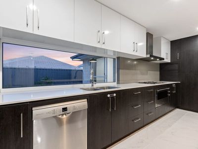 15 Clarendon Approach , Baldivis