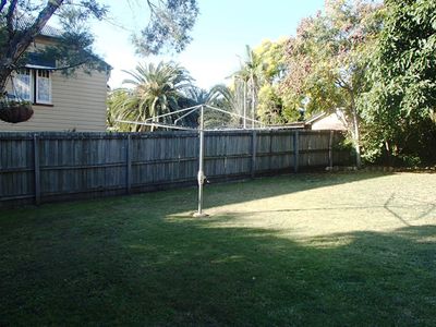 13 Saxelby Street, East Ipswich