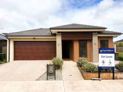 7 Razorbill Terrace, Werribee