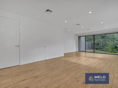 2 Lincoln Drive, Keilor East