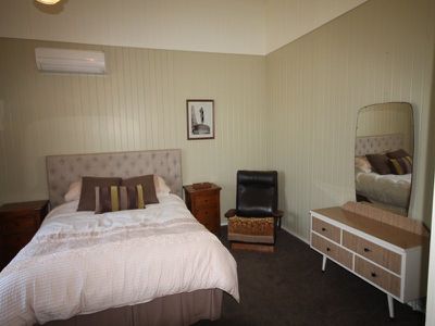 26 YORK STREET, Queenton