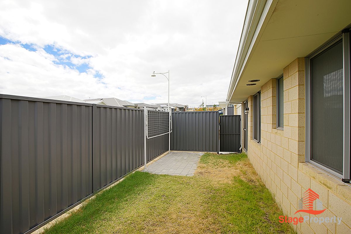 8 Hibiscus Street, Hammond Park