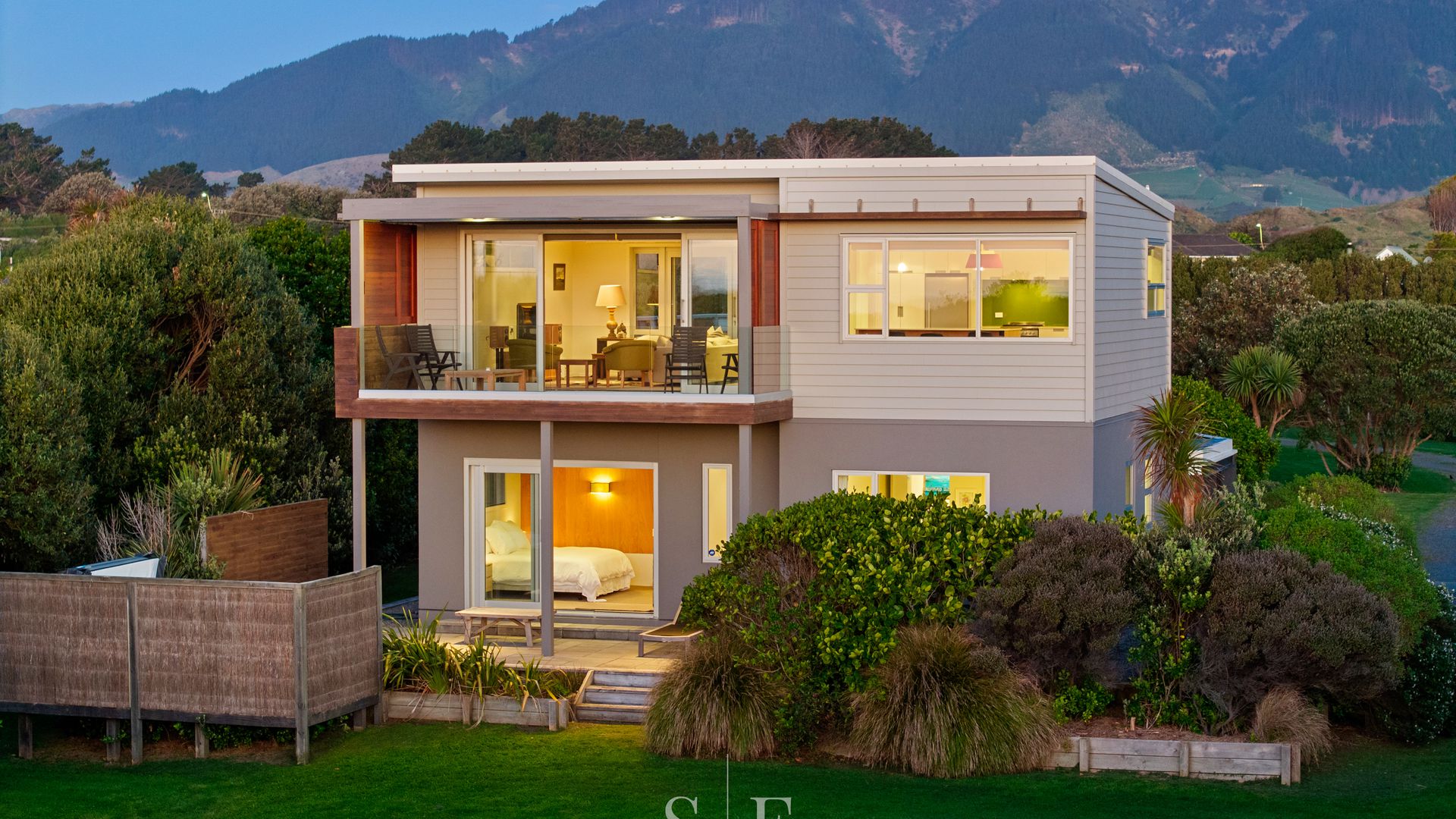 Beachfront Architecture | Private Coastal Living