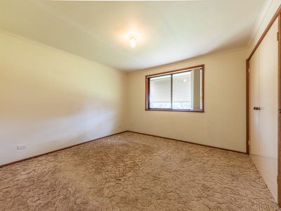 128 Larmer St, Howlong
