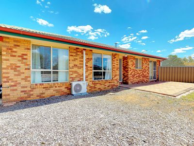 6 Magpie Close, Dubbo