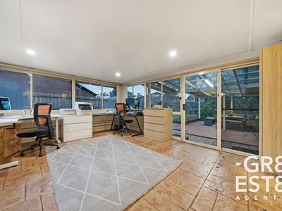 9 Greenshank court , Carrum Downs