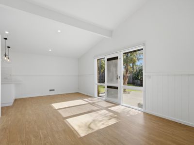 6 Bridget Court, Sale